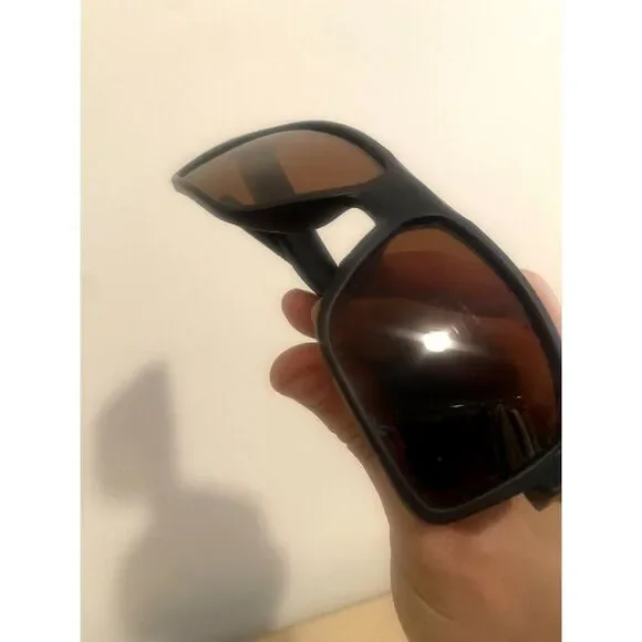 Costa Del Mar Polarized Sunglasses Black Frame Brown Lens Men’s / Unisex - Picture 4 of 7